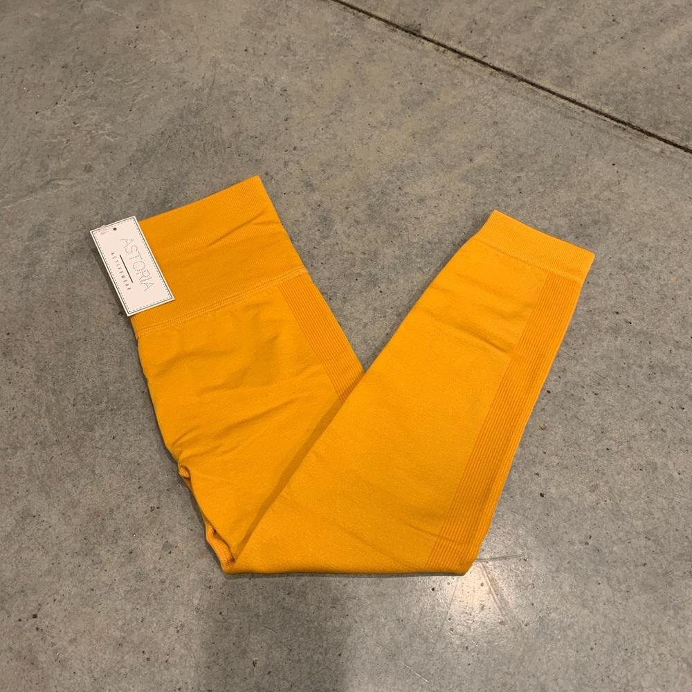 Brand new with tags Astoria active wear leggings.